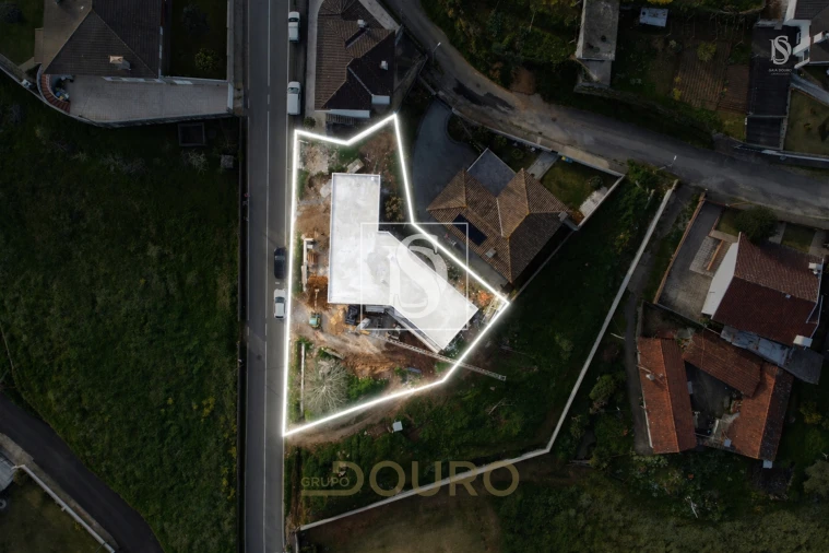 Moradia T3 para Venda em Canedo, Vale e Vila Maior Foto 9