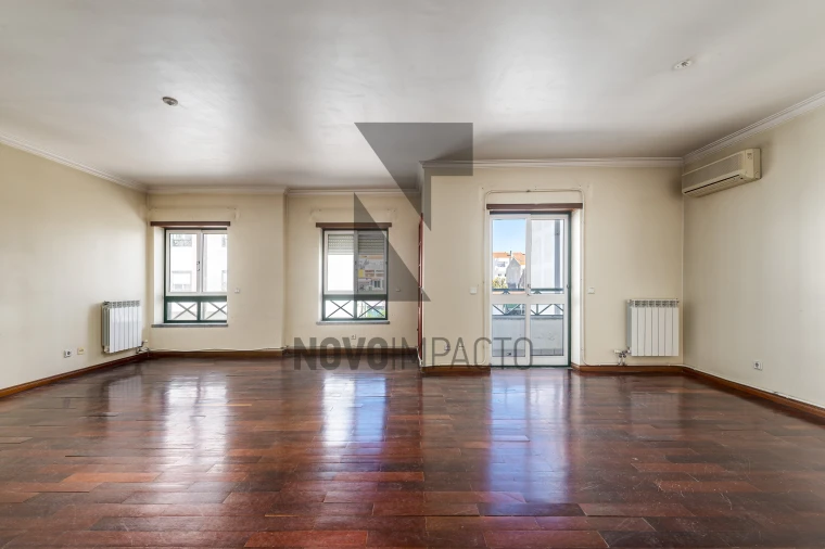 Apartamento T4 para Venda em Montijo e Afonsoeiro Foto 9