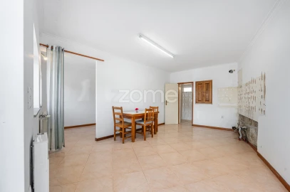 Moradia T3 para Venda em Vale (São Cosme), Telhado e Portela