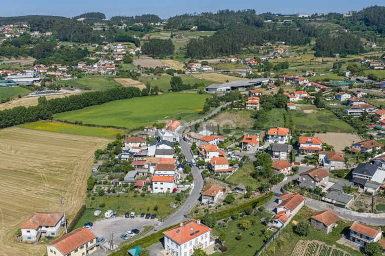 Moradia T3 para Venda em Vale (São Cosme), Telhado e Portela Foto 60
