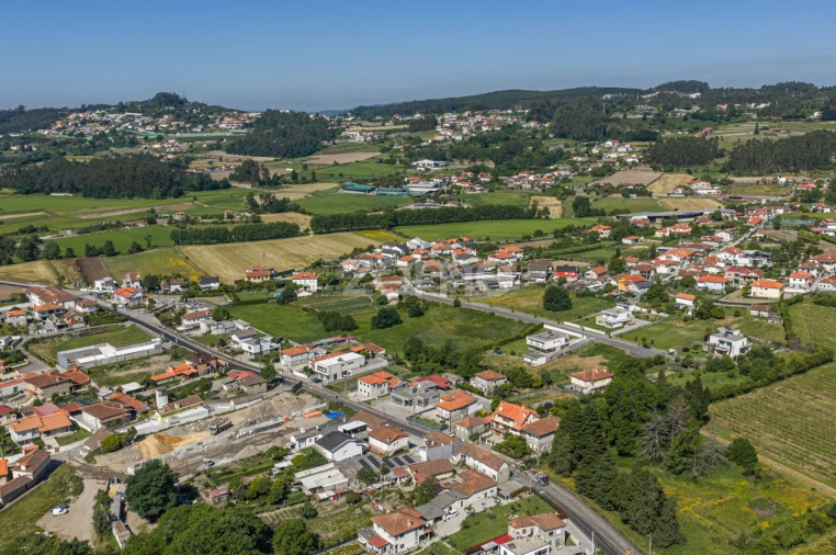 Moradia T3 para Venda em Vale (São Cosme), Telhado e Portela Foto 63