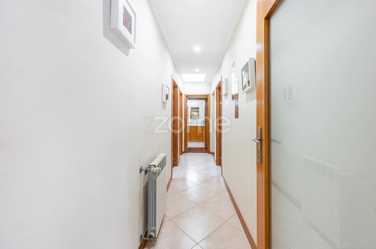 Moradia T3 para Venda em Vale (São Cosme), Telhado e Portela Foto 18