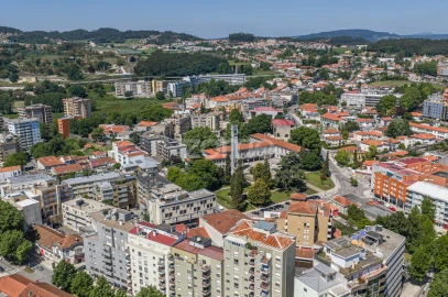 Apartamento T4 para Venda em Vila Nova de Famalicão e Calendário