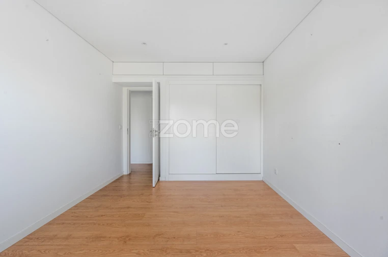 Apartamento T4 para Venda em Vila Nova de Famalicão e Calendário Foto 40