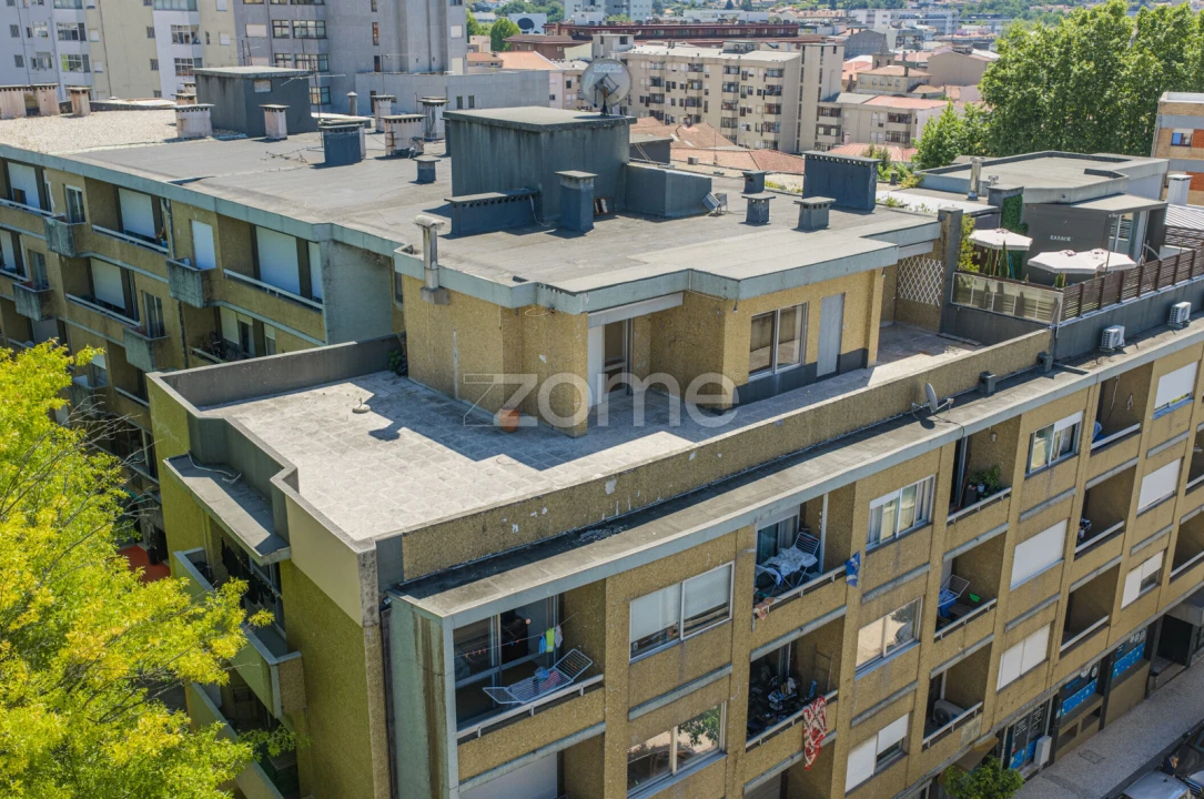 Apartamento T4 para Venda em Vila Nova de Famalicão e Calendário Foto 14
