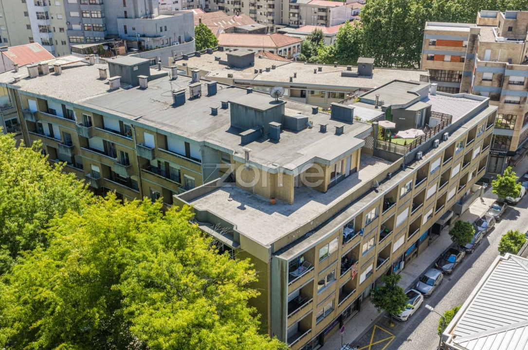 Apartamento T4 para Venda em Vila Nova de Famalicão e Calendário Foto 71