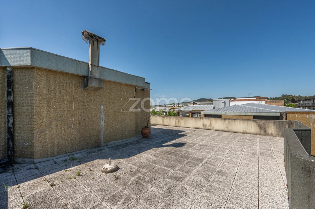 Apartamento T4 para Venda em Vila Nova de Famalicão e Calendário Foto 59