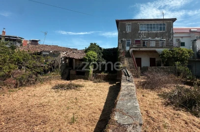 Moradia T16 para Venda em Trevões e Espinhosa
