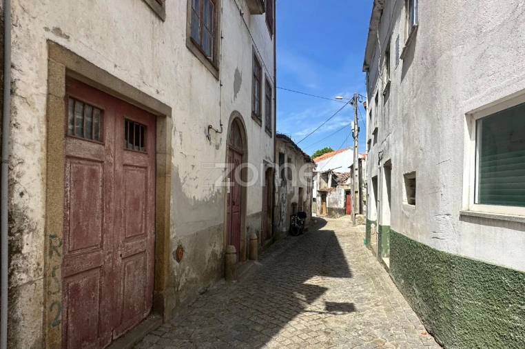Moradia T9 para Venda em Trevões e Espinhosa Foto 10