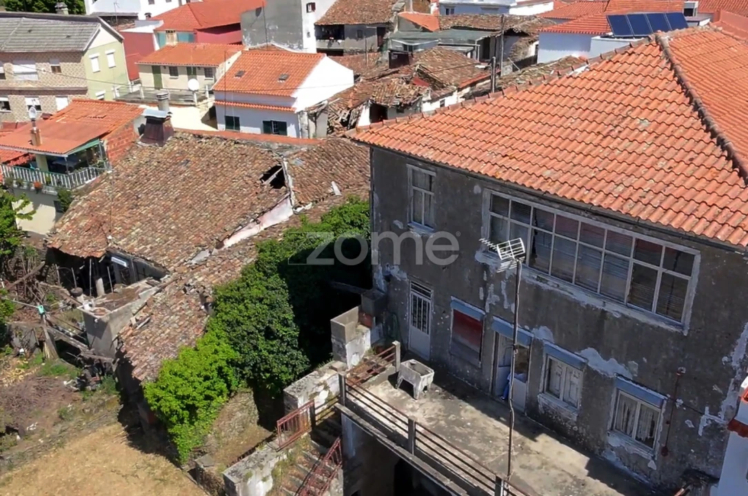 Moradia T9 para Venda em Trevões e Espinhosa Foto 6