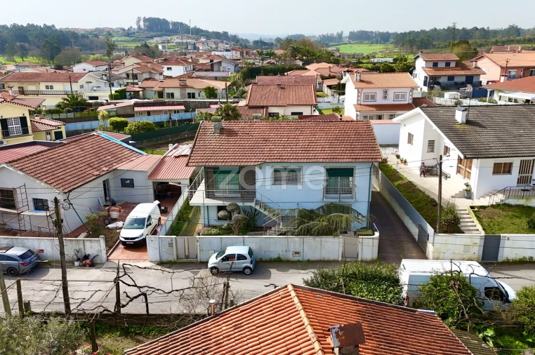 Moradia T3 para Venda em Castelões Foto 2