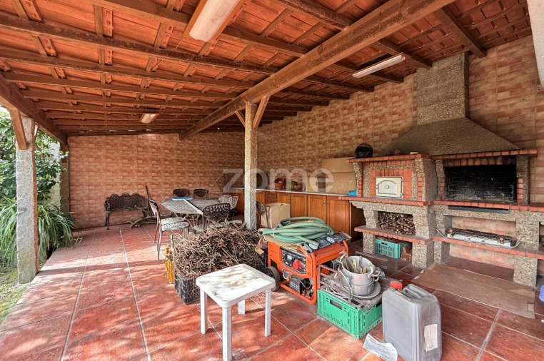 Moradia T3 para Venda em Castelões Foto 34