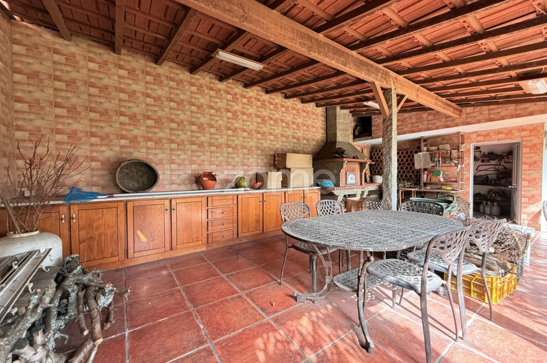 Moradia T3 para Venda em Castelões Foto 37
