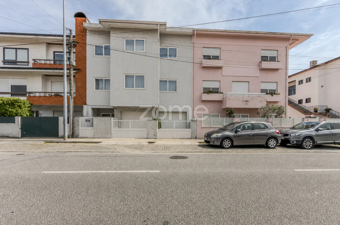 Apartamento T3 para Venda em São Mamede de Infesta e Senhora da Hora Foto 25