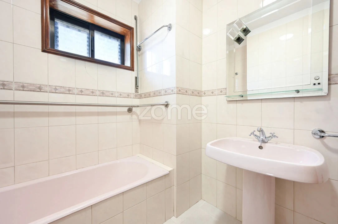 Apartamento T3 para Venda em Rio Tinto Foto 5