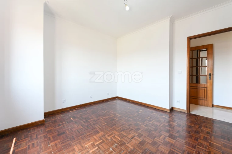 Apartamento T3 para Venda em Rio Tinto Foto 4