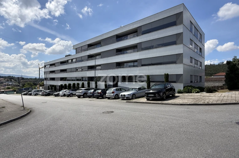 Apartamento T3 para Venda em Vila Nova de Famalicão e Calendário Foto 3