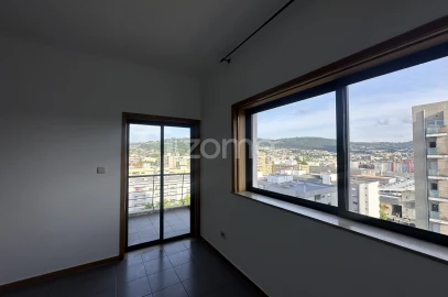 Apartamento T2 para Arrendamento em São Vitor (Braga)