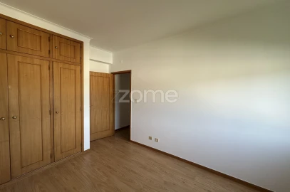 Apartamento T2 para Arrendamento em São Vitor (Braga)