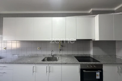 Apartamento T2 para Arrendamento em São Vitor (Braga)