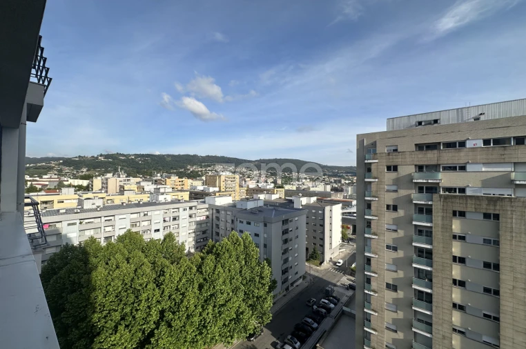 Apartamento T2 para Arrendamento em São Vitor (Braga) Foto 3