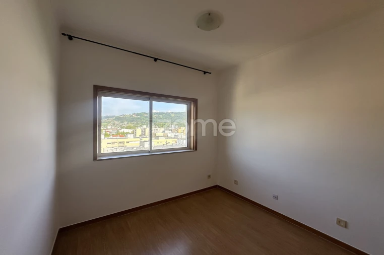 Apartamento T2 para Arrendamento em São Vitor (Braga) Foto 25
