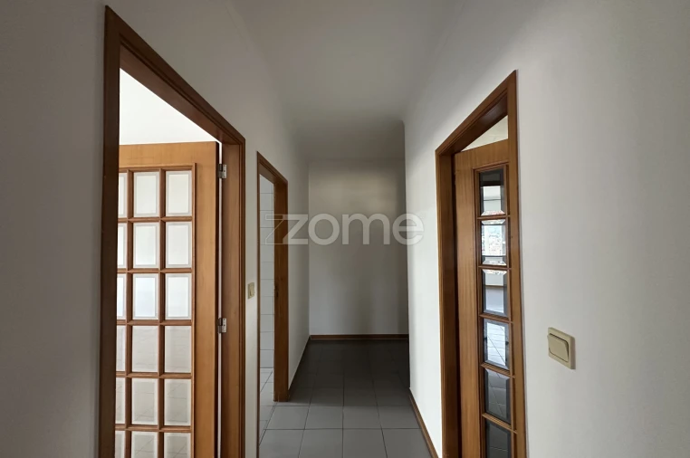 Apartamento T2 para Arrendamento em São Vitor (Braga) Foto 31
