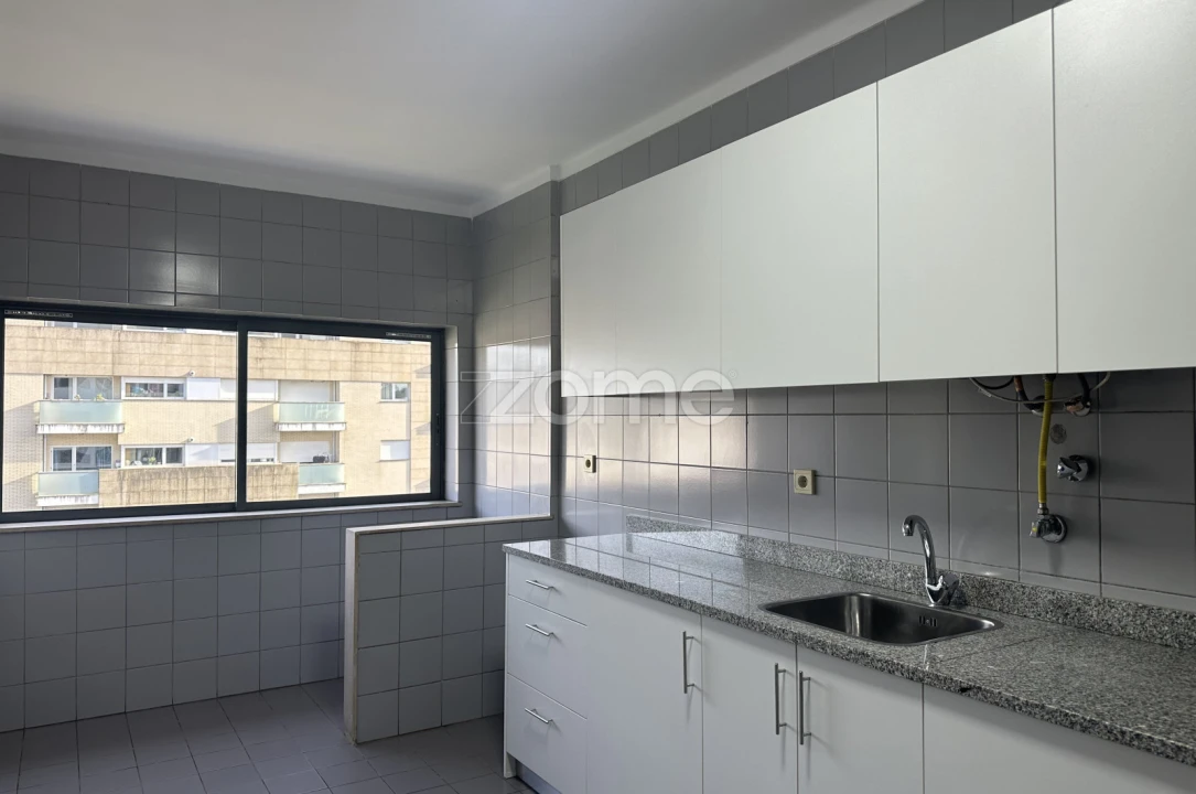 Apartamento T2 para Arrendamento em São Vitor (Braga) Foto 13