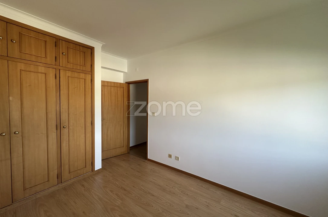 Apartamento T2 para Arrendamento em São Vitor (Braga) Foto 29