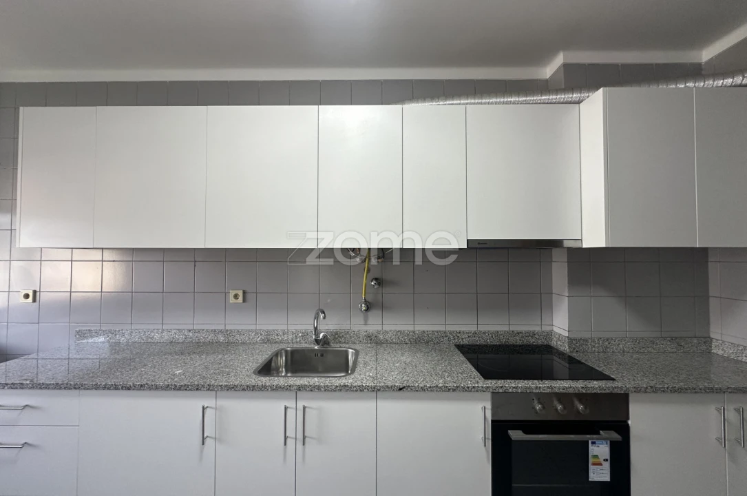 Apartamento T2 para Arrendamento em São Vitor (Braga) Foto 12