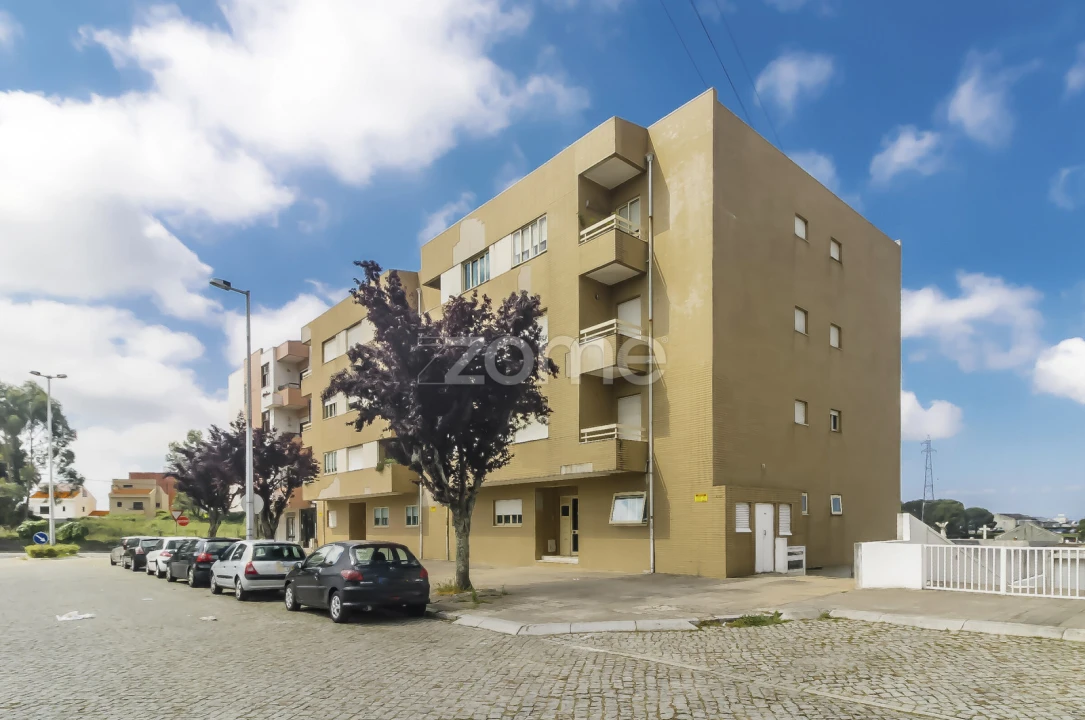 Apartamento T3 para Venda em Pedrouços Foto 1