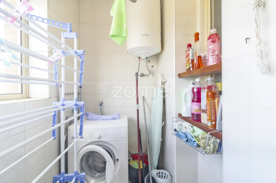 Apartamento T3 para Venda em Pedrouços Foto 10