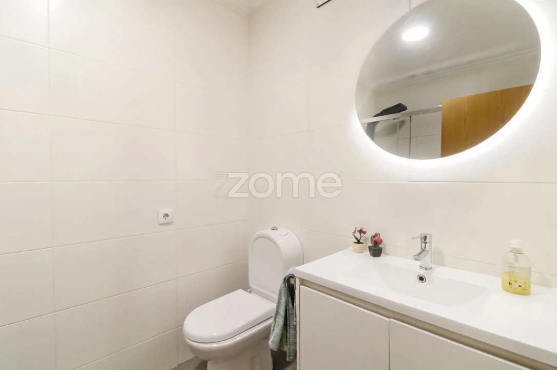 Apartamento T3 para Venda em Pedrouços Foto 18