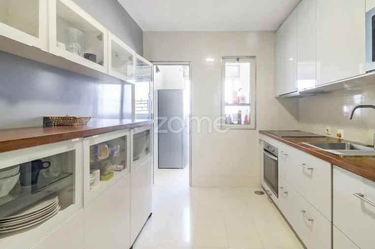 Apartamento T3 para Venda em Pedrouços Foto 7