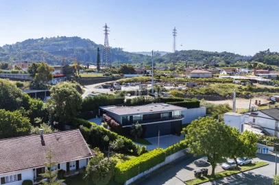 Moradia T3 para Venda em Real, Dume e Semelhe