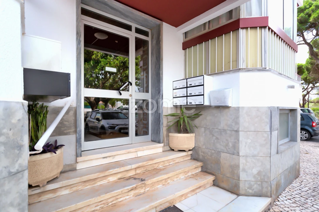 Apartamento T3 para Venda em Cascais e Estoril Foto 4