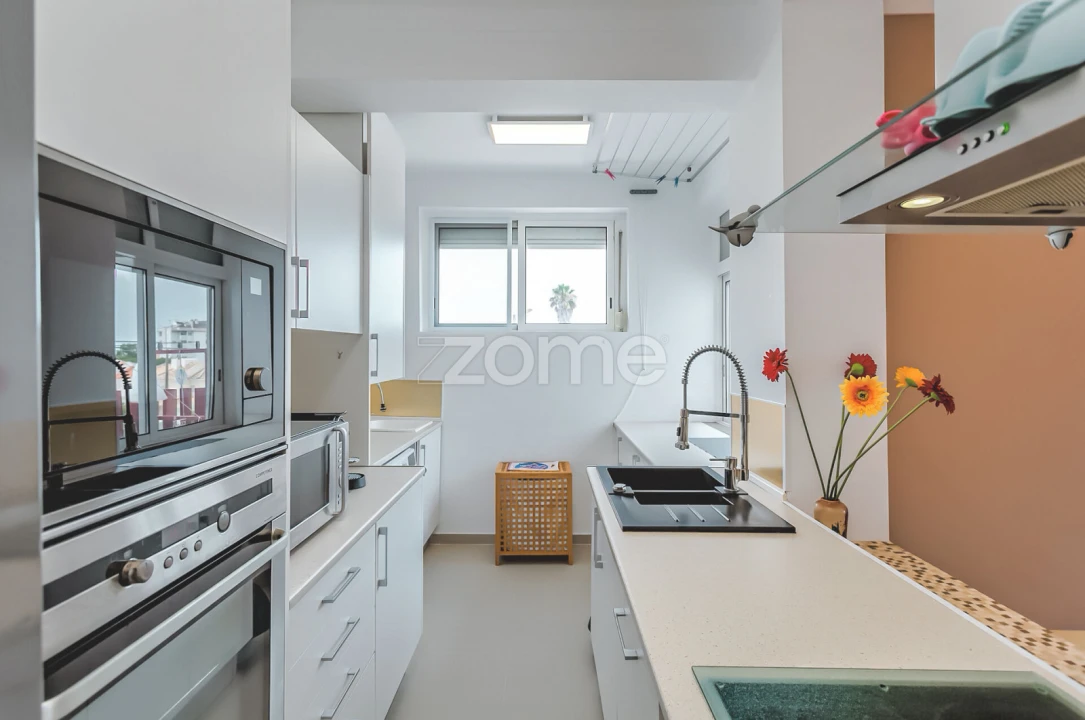 Apartamento T3 para Venda em Cascais e Estoril Foto 1