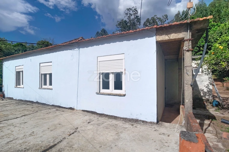 Moradia T3 para Venda em Miranda do Corvo Foto 2