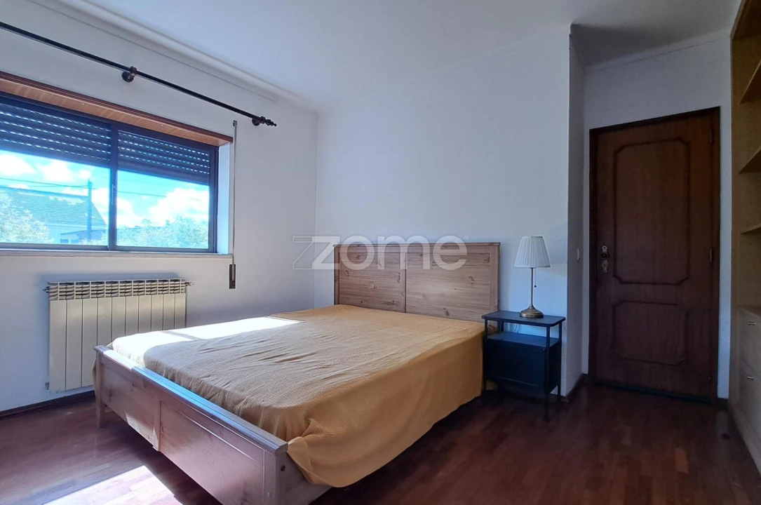 Moradia T1 para Arrendamento em Marrazes e Barosa Foto 2