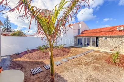 Moradia T2 para Venda em Calhetas