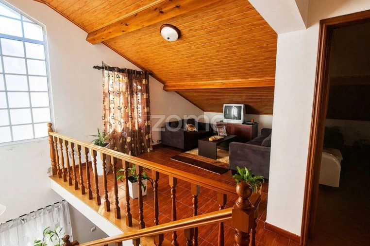 Moradia T4 para Venda em Algarvia Foto 13