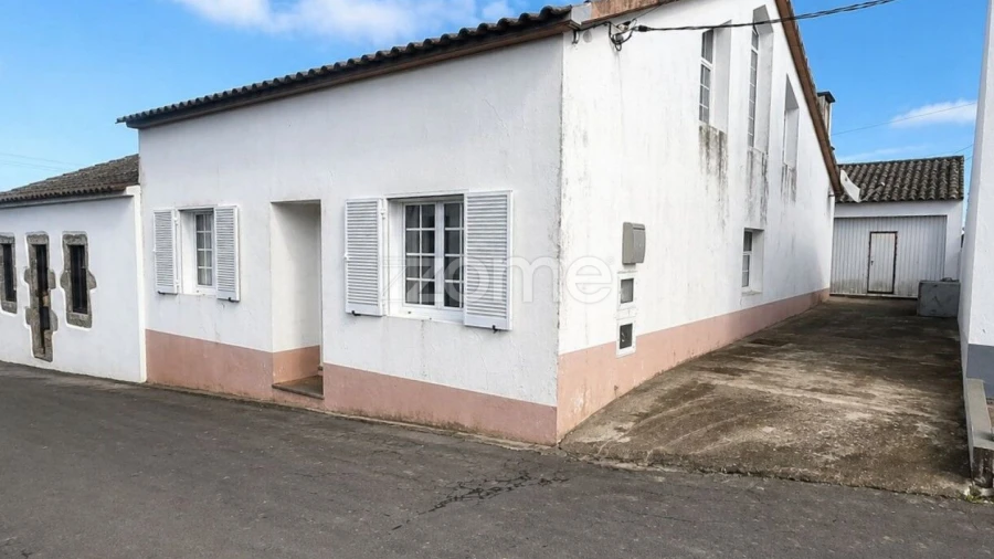 Moradia T4 para Venda em Algarvia
