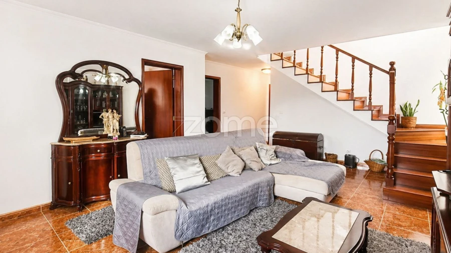 Moradia T4 para Venda em Algarvia