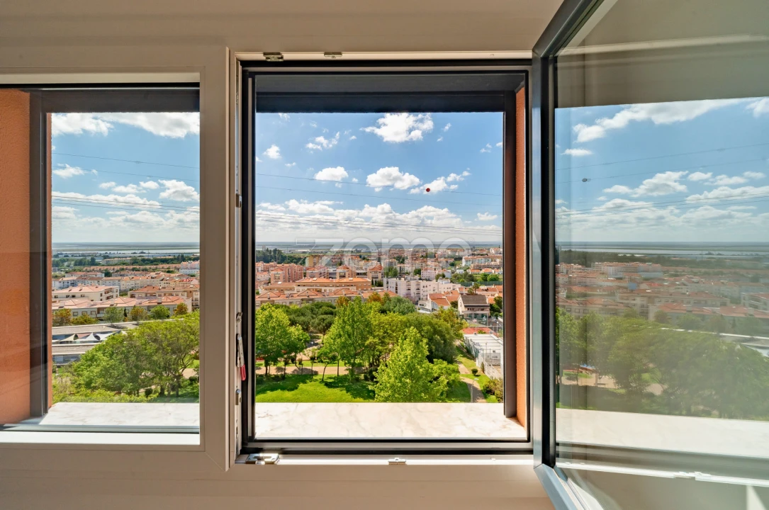 Apartamento T2 para Venda em Alverca do Ribatejo e Sobralinho Foto 15