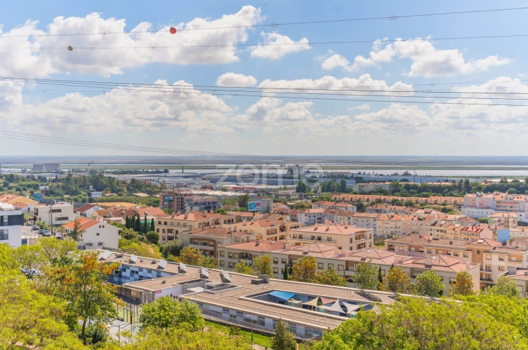 Apartamento T2 para Venda em Alverca do Ribatejo e Sobralinho Foto 21