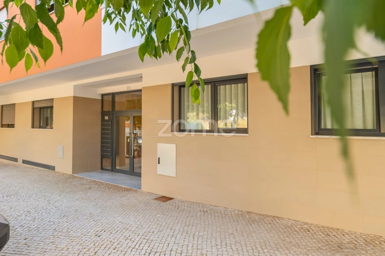 Apartamento T2 para Venda em Alverca do Ribatejo e Sobralinho Foto 24