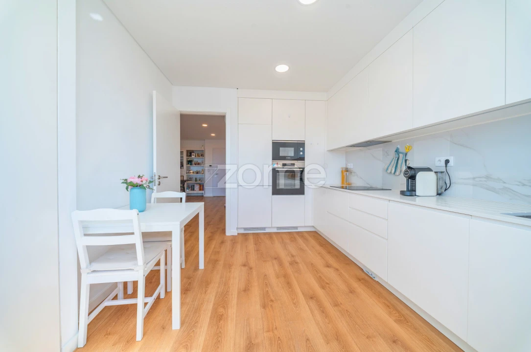 Apartamento T2 para Venda em Alverca do Ribatejo e Sobralinho Foto 3
