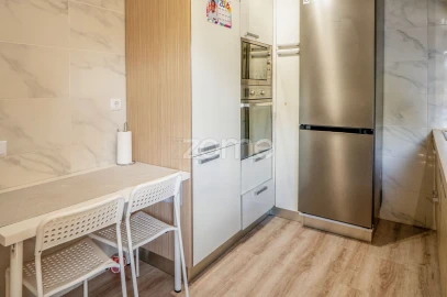 Apartamento T3 para Venda em Algueirão-Mem Martins