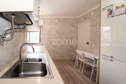 Apartamento T3 para Venda em Algueirão-Mem Martins