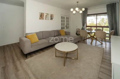 Apartamento T3 para Venda em Algueirão-Mem Martins